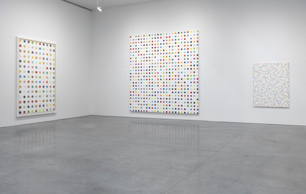 damien_hirst-the_complete_spot_paintings-installation_view-2-2012